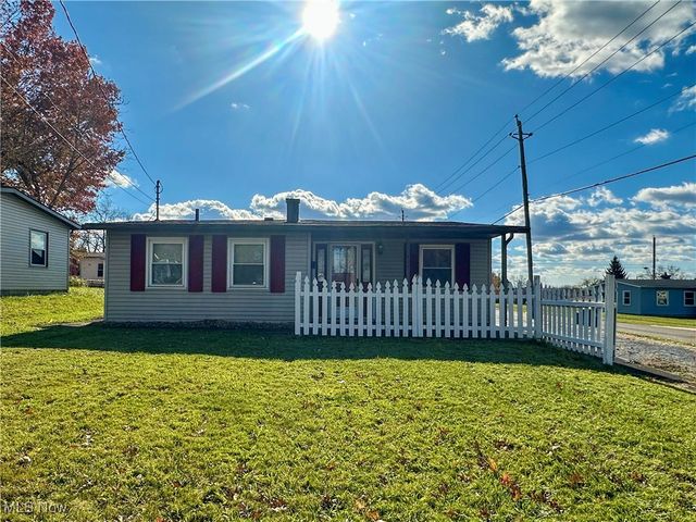 401 Indiana Avenue, Girard, OH 44420