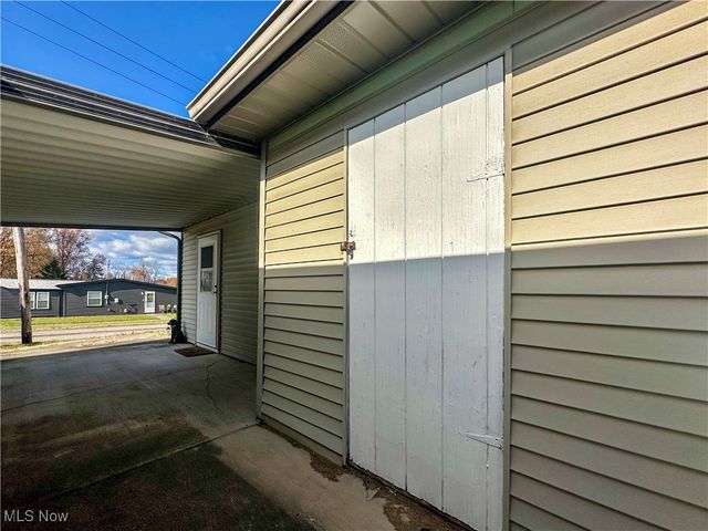 401 Indiana Avenue, Girard, OH 44420