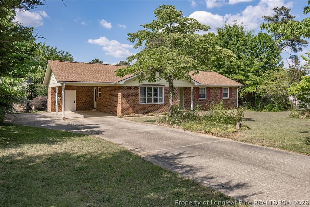 605 Dandridge Drive, Fayetteville, NC 28303 — photo 2