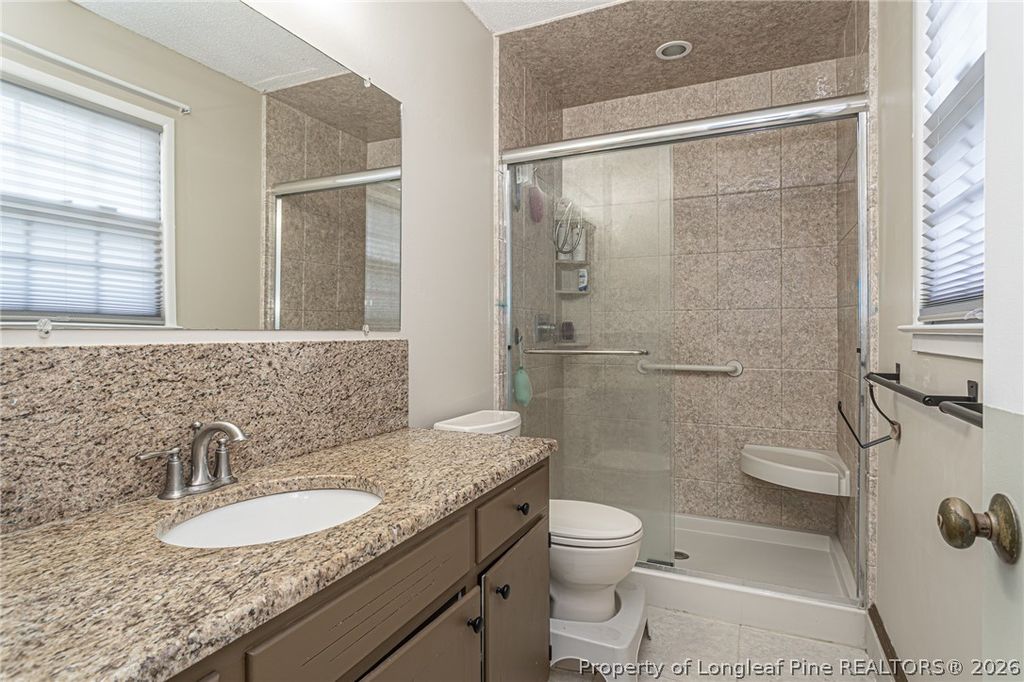 605 Dandridge Drive, Fayetteville, NC 28303 — photo 22