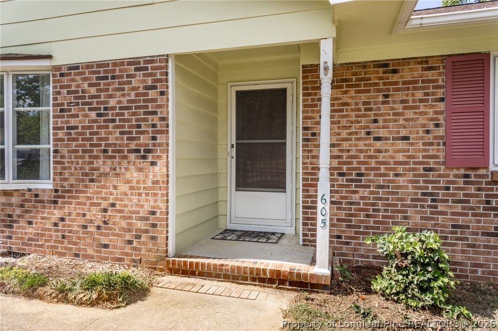 605 Dandridge Drive, Fayetteville, NC 28303 — photo 3