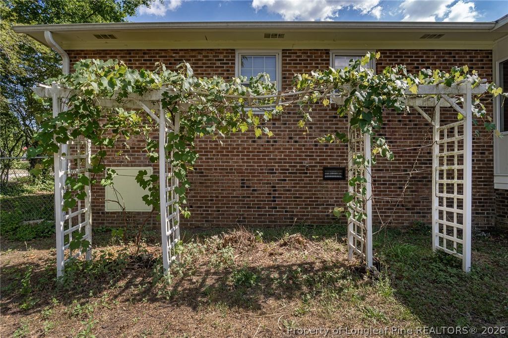 605 Dandridge Drive, Fayetteville, NC 28303 — photo 41