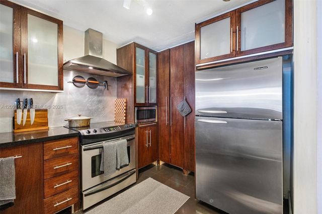 555 NE 15th St 26F, Miami, FL 33132