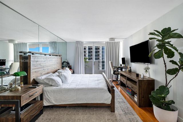 555 NE 15th St 26F, Miami, FL 33132