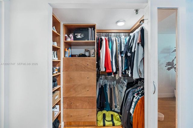 555 NE 15th St 26F, Miami, FL 33132