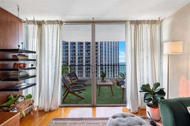 555 NE 15th St 26F, Miami, FL 33132