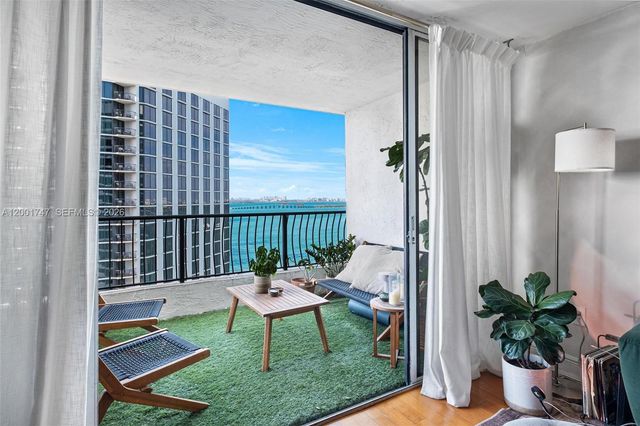 555 NE 15th St 26F, Miami, FL 33132