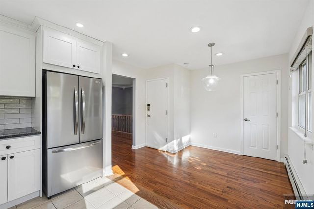 39 Manchester Court 122, Wayne, NJ 07470