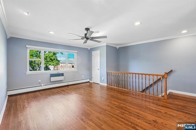 39 Manchester Court 122, Wayne, NJ 07470