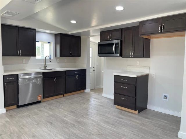 1013 Delfino, Bakersfield, CA 93304