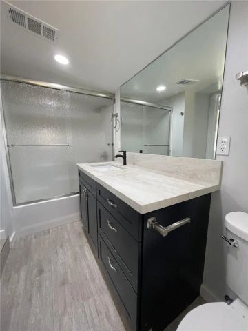 1013 Delfino, Bakersfield, CA 93304