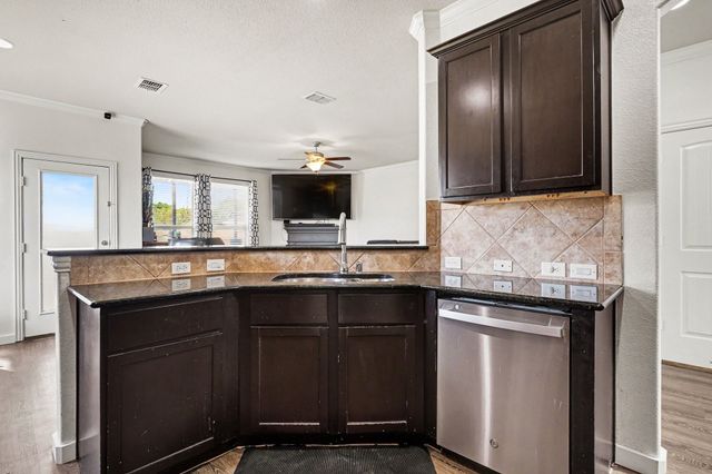 919 Keel Line Court, Crowley, TX 76036