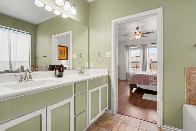 919 Keel Line Court, Crowley, TX 76036