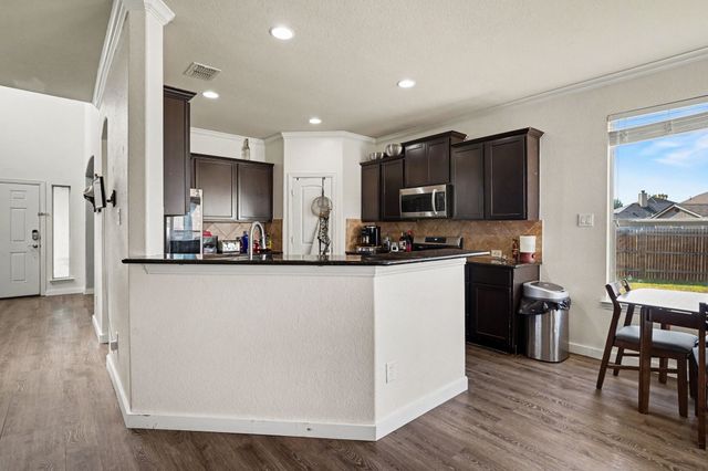919 Keel Line Court, Crowley, TX 76036