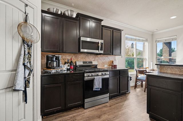 919 Keel Line Court, Crowley, TX 76036