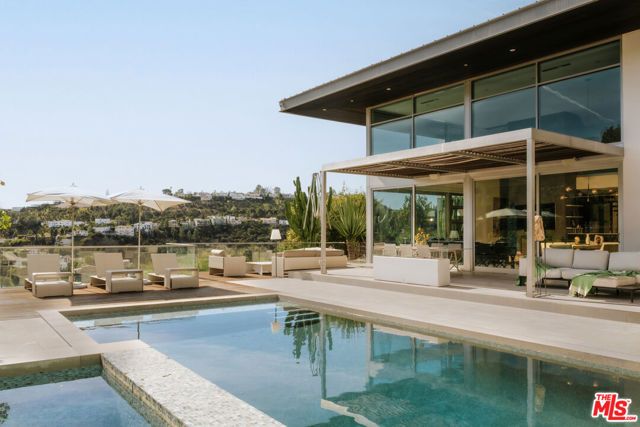 2651 Nichols Canyon Road, Los Angeles, CA 90046