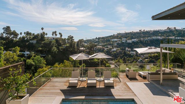 2651 Nichols Canyon Road, Los Angeles, CA 90046