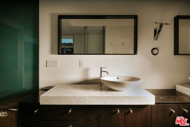 2651 Nichols Canyon Road, Los Angeles, CA 90046