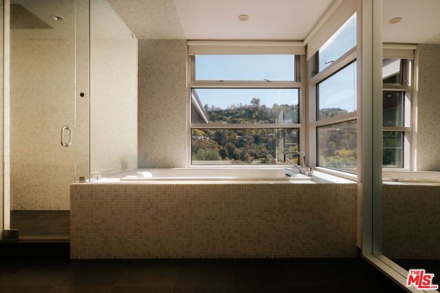 2651 Nichols Canyon Road, Los Angeles, CA 90046