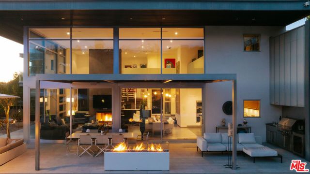 2651 Nichols Canyon Road, Los Angeles, CA 90046