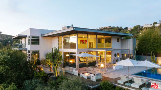 2651 Nichols Canyon Road, Los Angeles, CA 90046