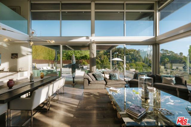 2651 Nichols Canyon Road, Los Angeles, CA 90046