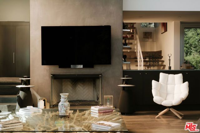 2651 Nichols Canyon Road, Los Angeles, CA 90046