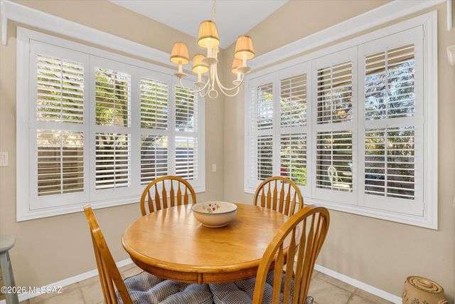 9074 N Safflower Lane, Tucson, AZ 85743