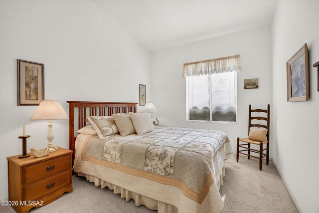 9074 N Safflower Lane, Tucson, AZ 85743