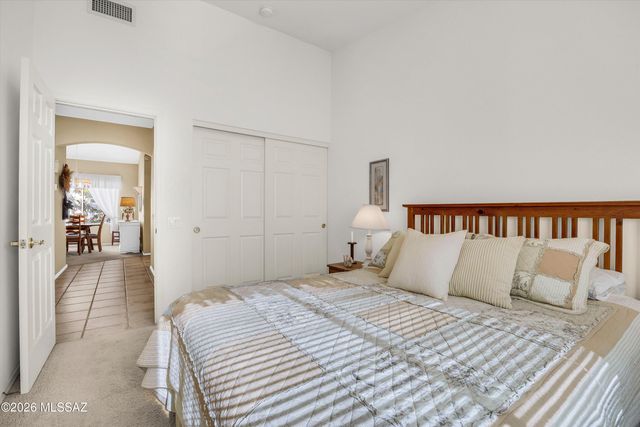 9074 N Safflower Lane, Tucson, AZ 85743