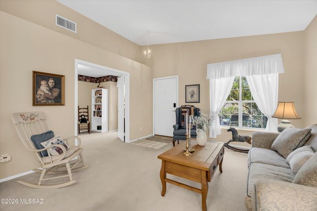 9074 N Safflower Lane, Tucson, AZ 85743