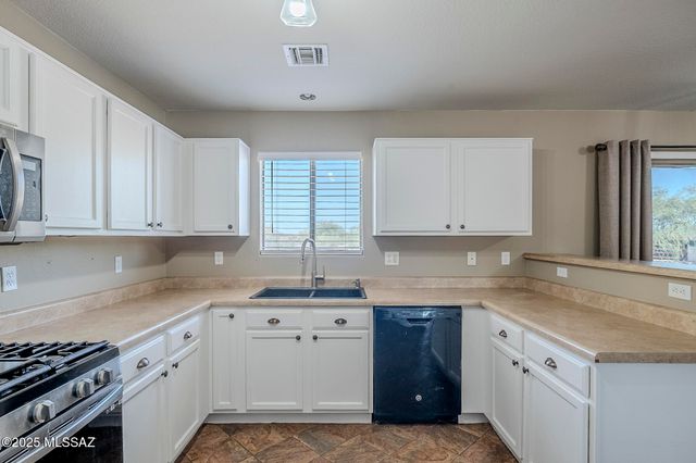 5169 N Sabi Road, Marana, AZ 85653