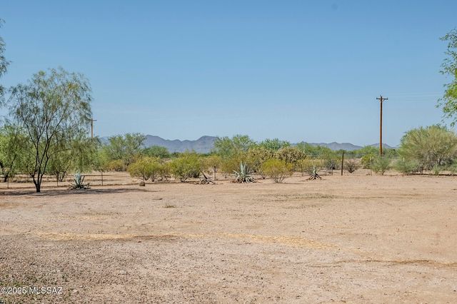 5169 N Sabi Road, Marana, AZ 85653