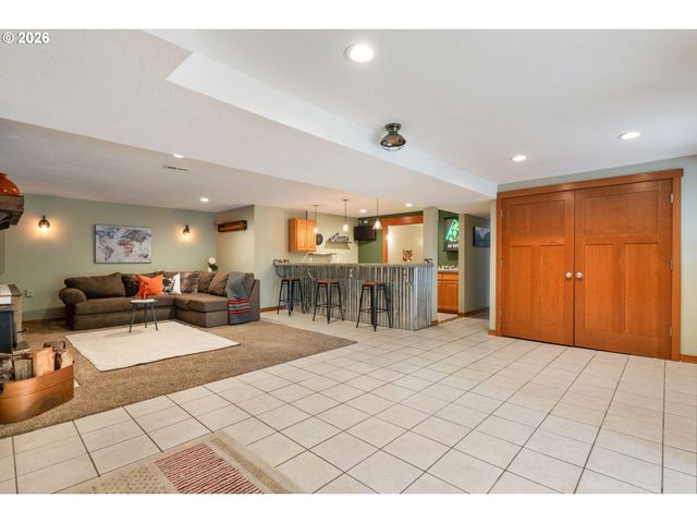 14998 Se 196TH Ct, Damascus, OR 97089