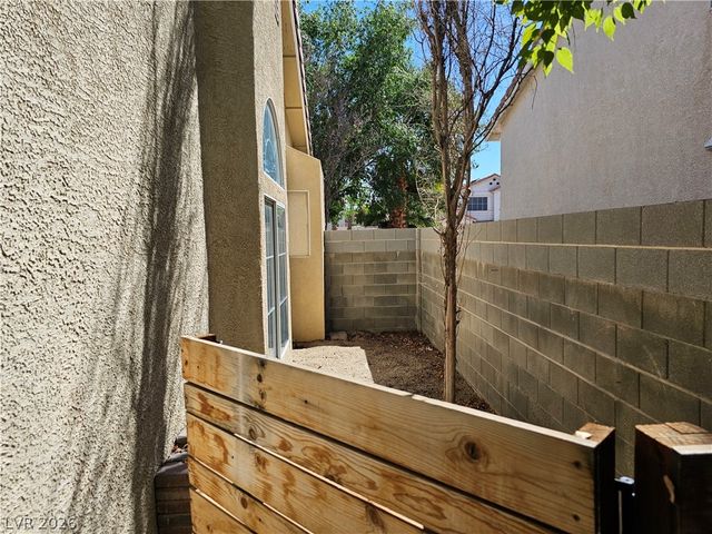 1510 Silver Point Avenue, Las Vegas, NV 89123