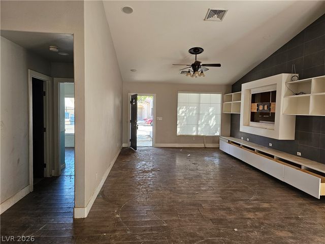 1510 Silver Point Avenue, Las Vegas, NV 89123