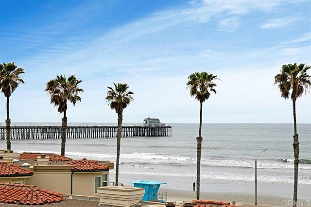 621 N Pacific Street 204, Oceanside, CA 92054