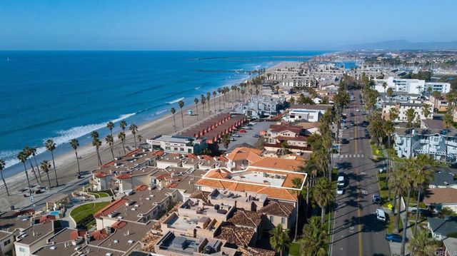 621 N Pacific Street 204, Oceanside, CA 92054