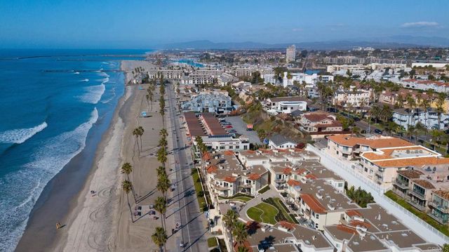 621 N Pacific Street 204, Oceanside, CA 92054