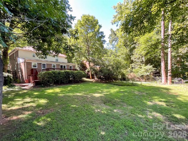 731 Ashmeade Road, Charlotte, NC 28211