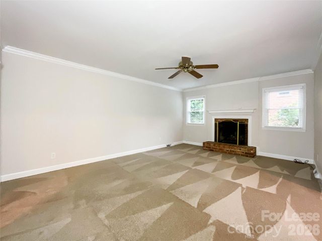 731 Ashmeade Road, Charlotte, NC 28211