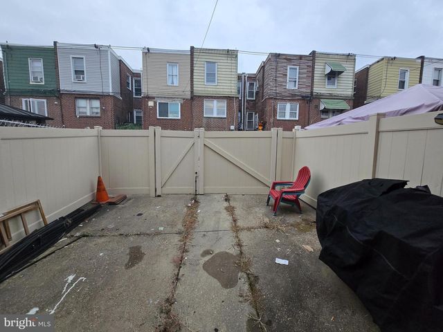 4222 O ST, Philadelphia, PA 19124