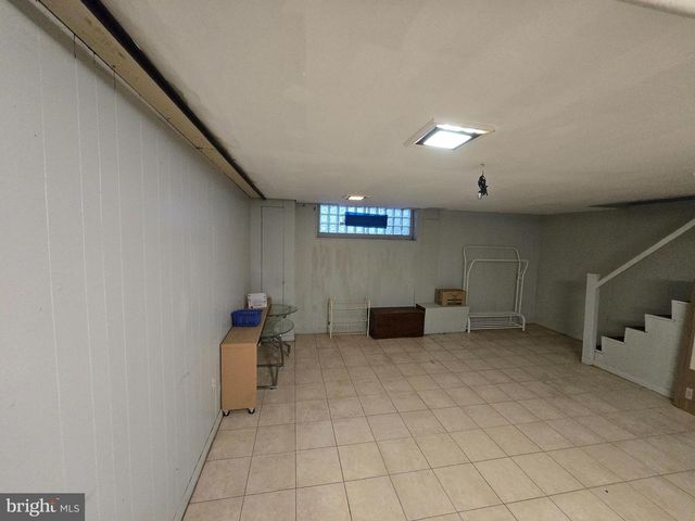 4222 O ST, Philadelphia, PA 19124