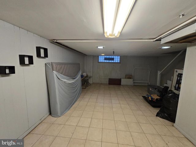 4222 O ST, Philadelphia, PA 19124