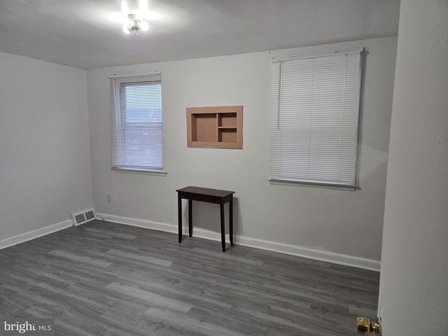 4222 O ST, Philadelphia, PA 19124