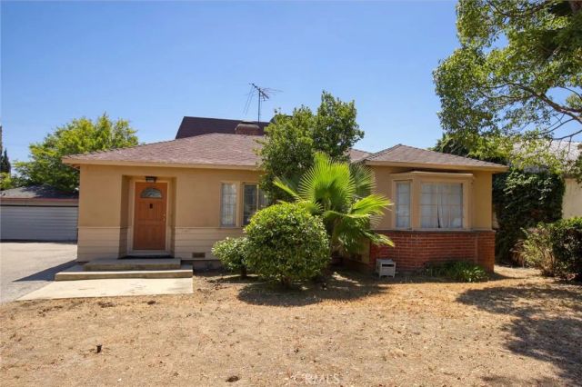 6248 Ben Avenue, North Hollywood, CA 91606