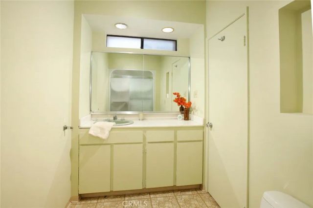 6248 Ben Avenue, North Hollywood, CA 91606