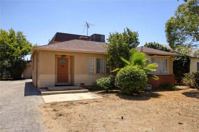 6248 Ben Avenue, North Hollywood, CA 91606