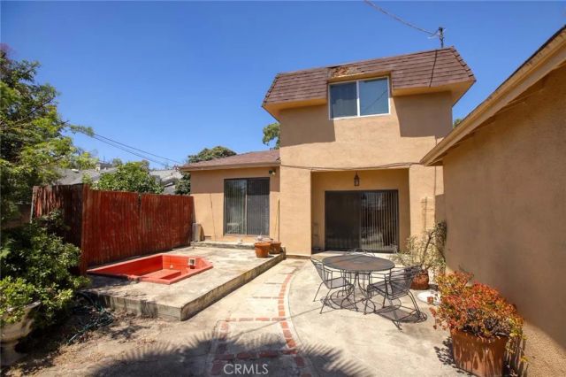 6248 Ben Avenue, North Hollywood, CA 91606