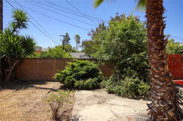 6248 Ben Avenue, North Hollywood, CA 91606